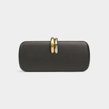 Hladká crossbody kabelka s retiazkou