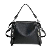 Crossbody kabelka zo zrnitým vzhľadom